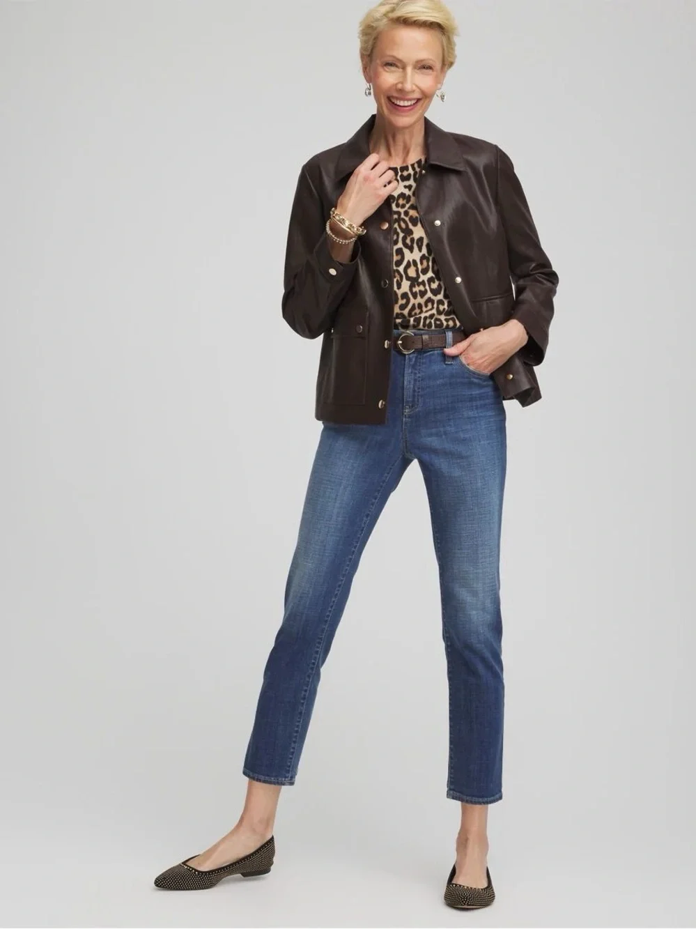 Chico's Cropped Girlfriend slim leg Jeans in Medium Blue